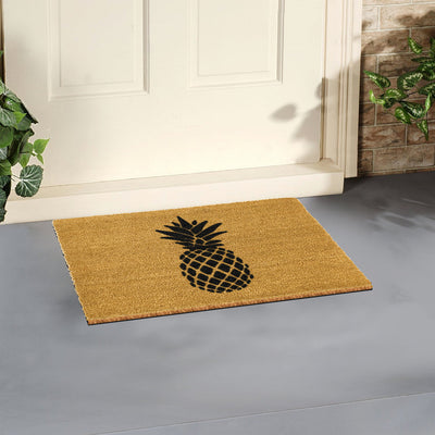 Pineapple doormat